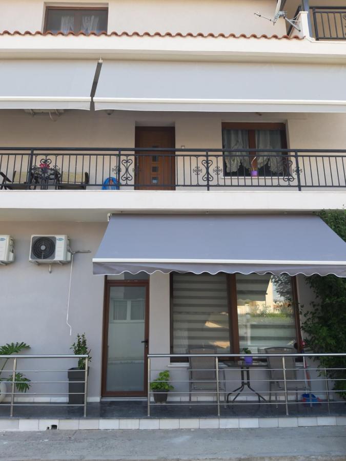Soula'S Sunshine Blue Apartment Nea Karvali Exterior foto