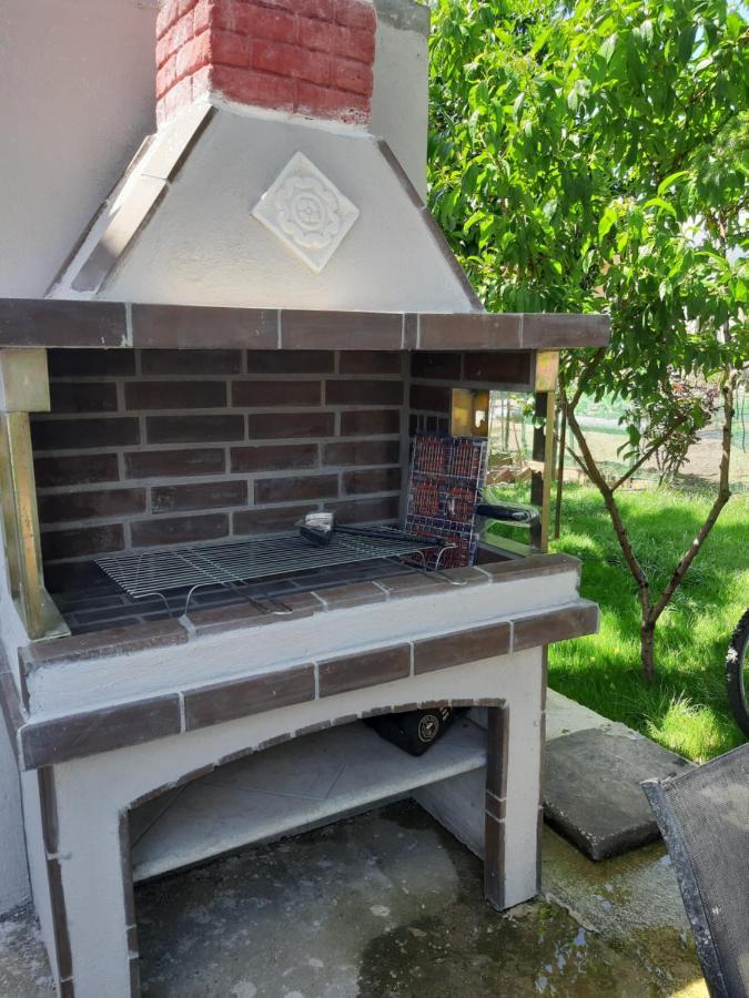 Soula'S Sunshine Blue Apartment Nea Karvali Exterior foto