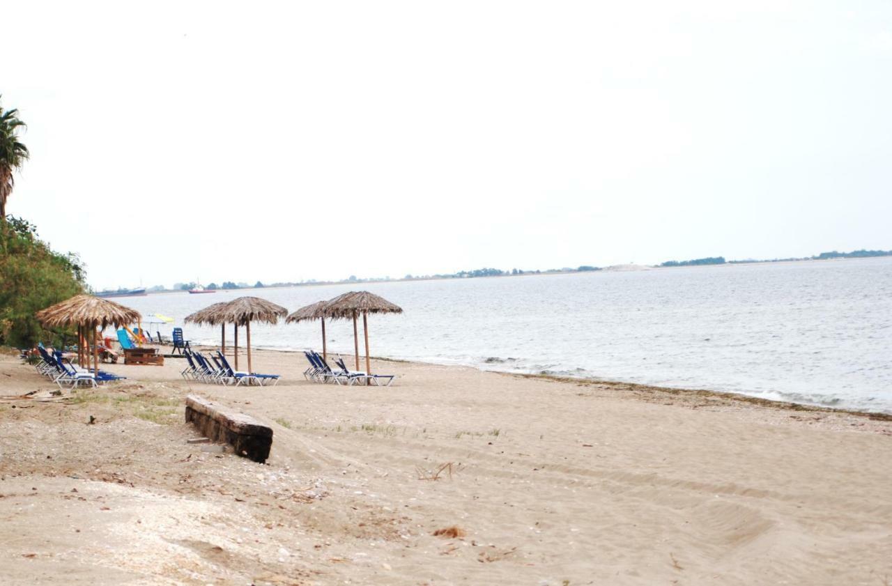 Soula'S Sunshine Blue Apartment Nea Karvali Exterior foto